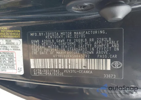 2005 Toyota Camry Le z USA, uszkodzony, nr VIN 4T1BE32K85U045242